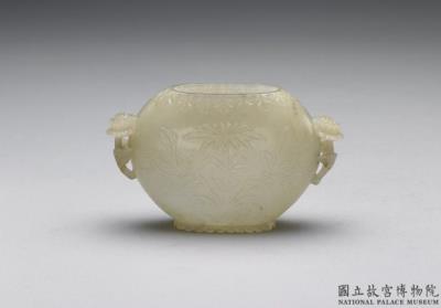 图片[2]-Small jade oblate vase with two floral handles, Qing dynasty-China Archive